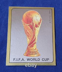 1990 Panini World Cup ITALY 90, intro badge sticker number #2, FIFA Cup